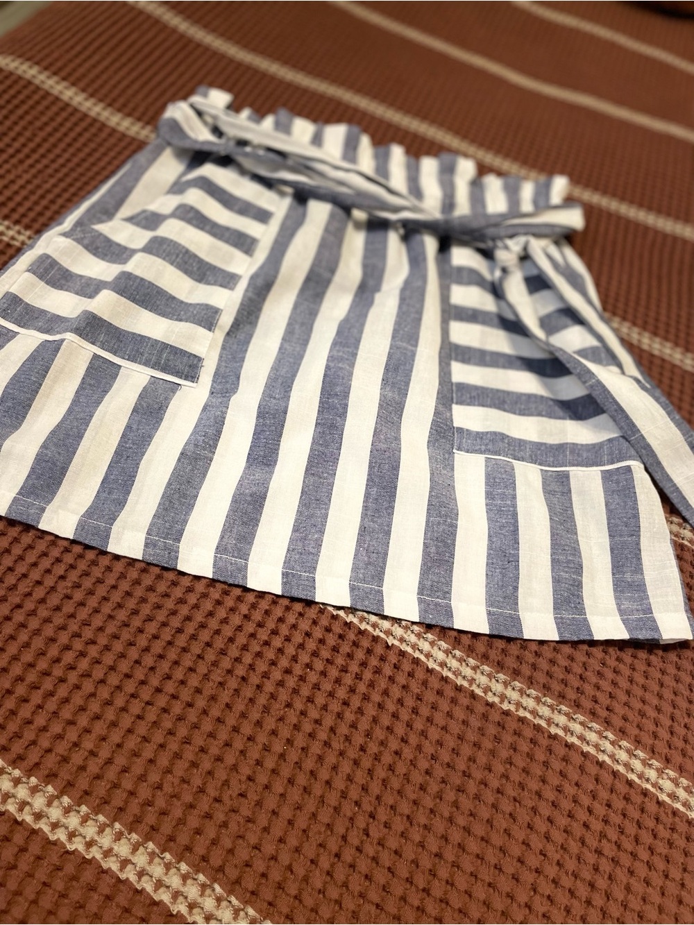 SHEIN Blue and White Vertical Stripe Paperbag Mini Skirt w Pockets